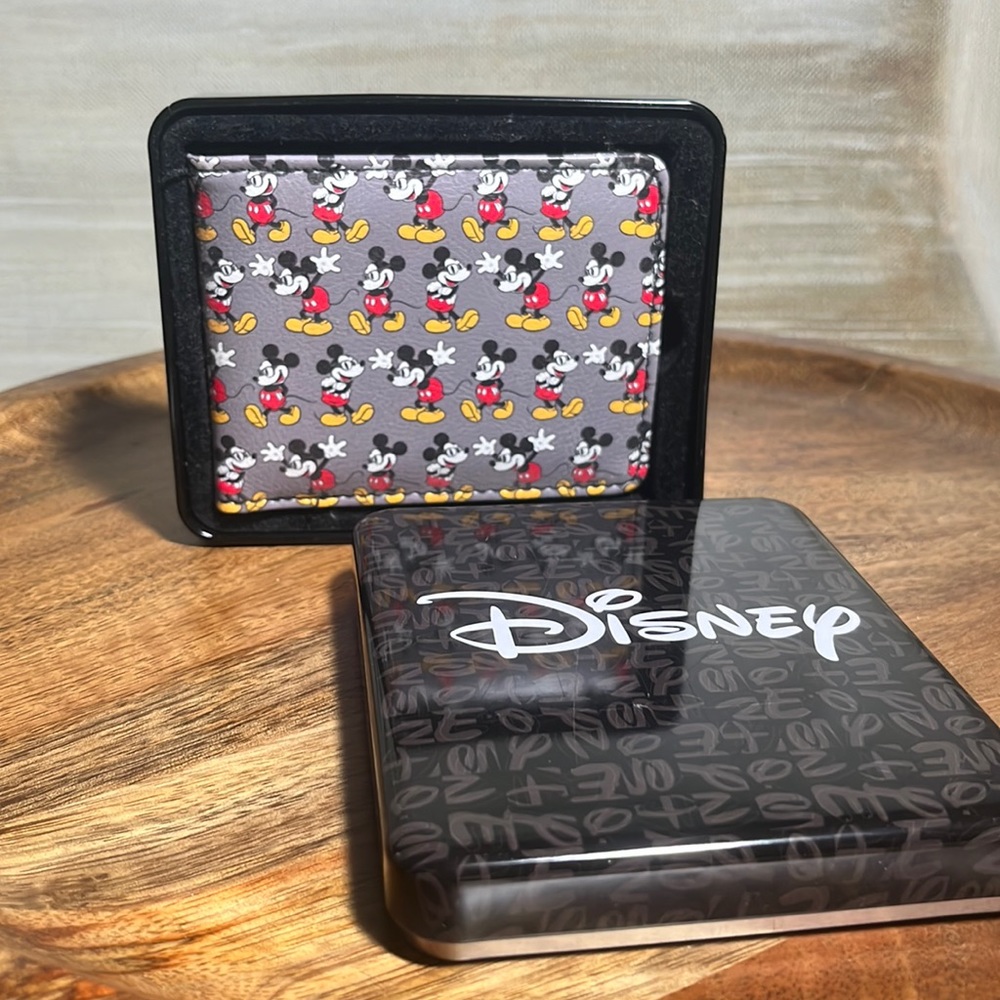 Mickey Mouse Wallet and Key chain- Disney